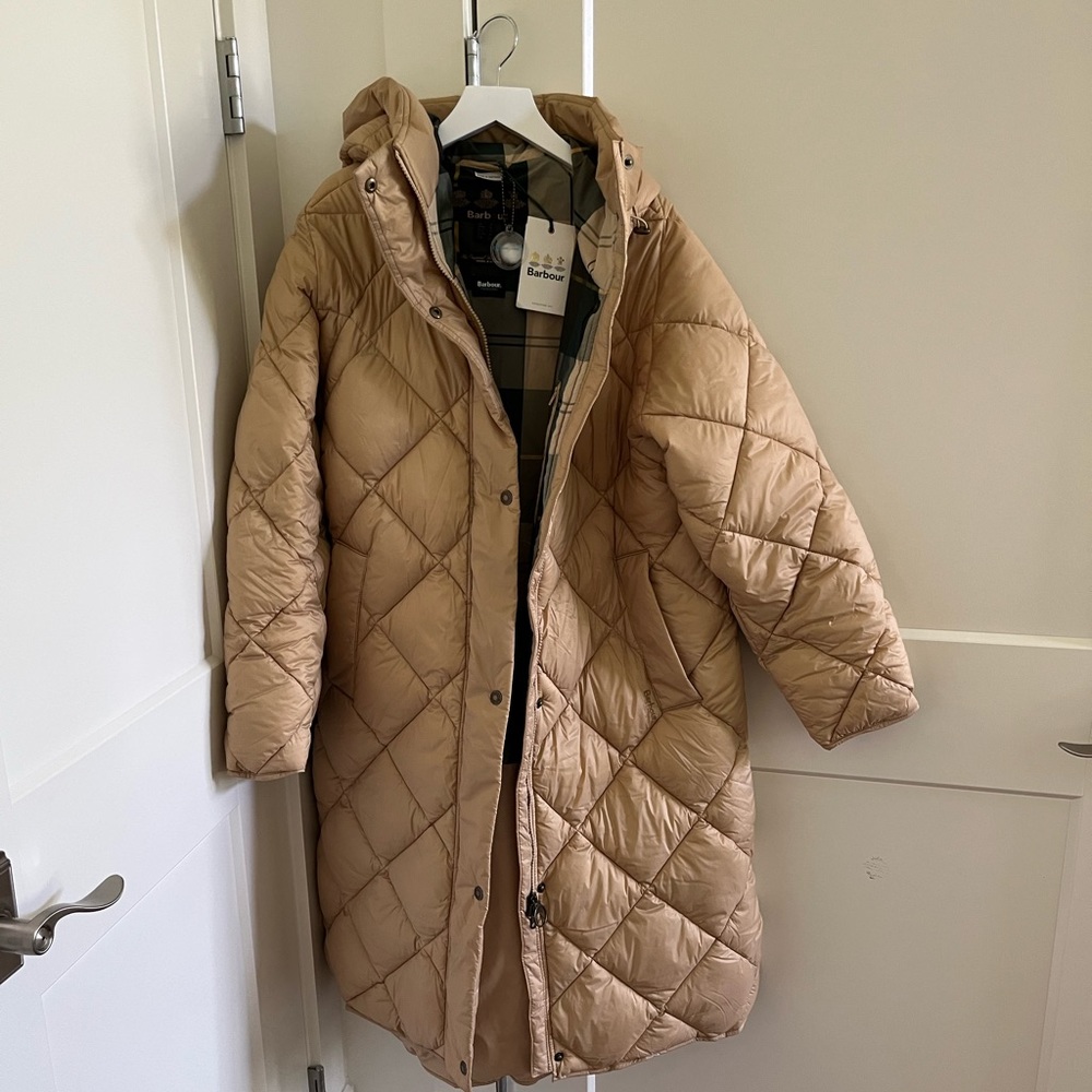 Barbour puffer long coat beige